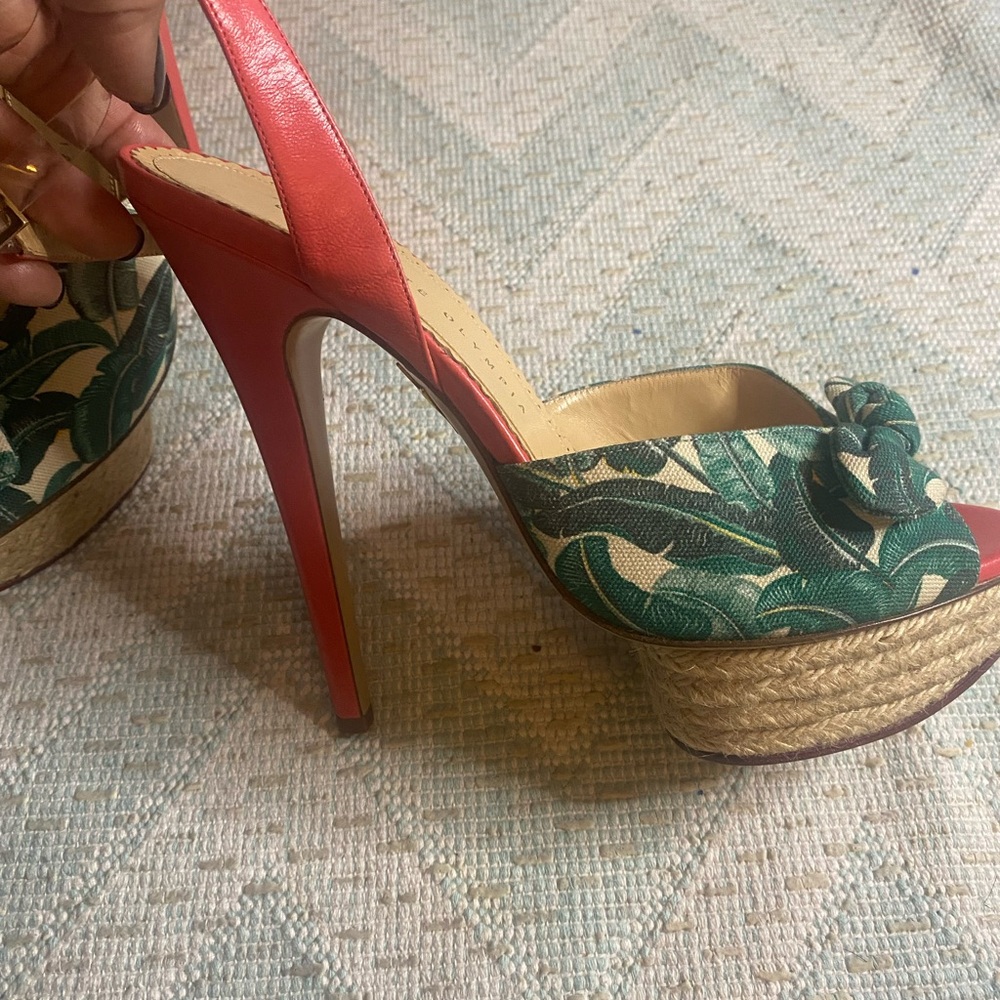 Charlotte Olympia Serena Banana Leaf Sandal Herls - Picture 16 of 16